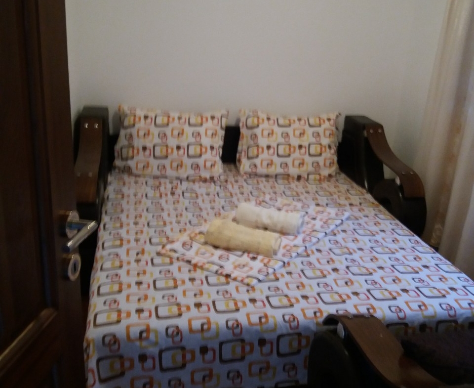 960