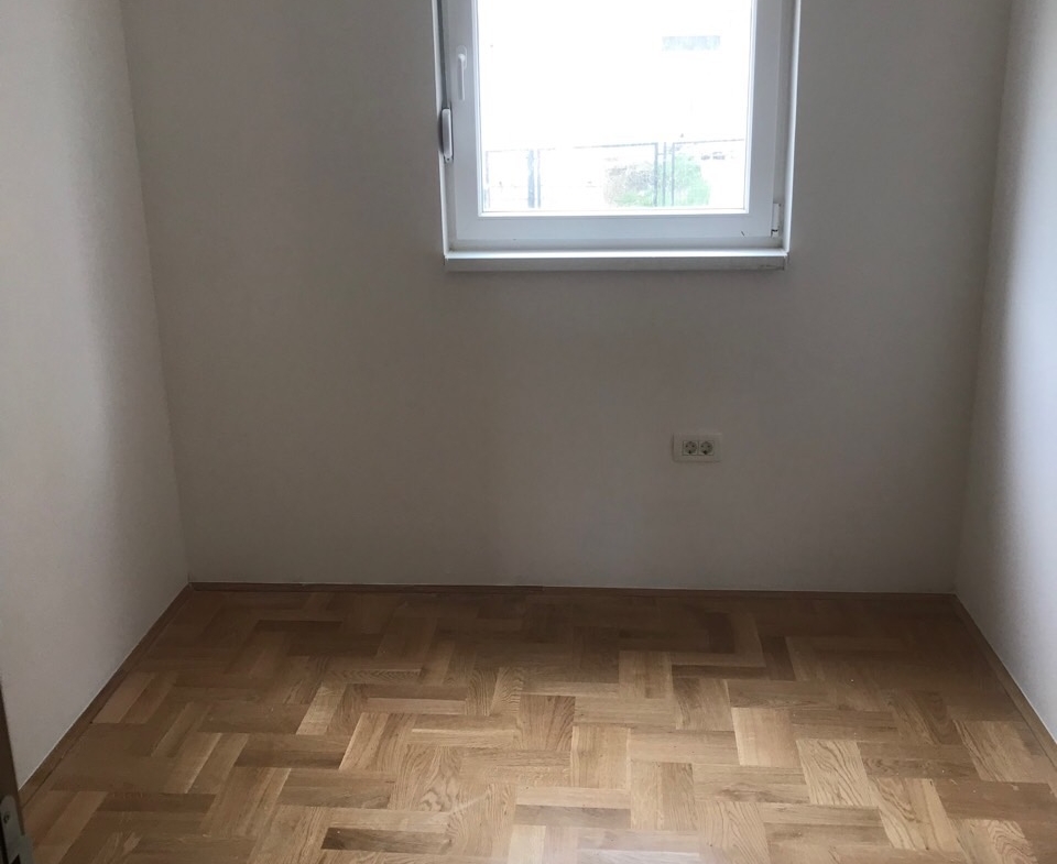 960